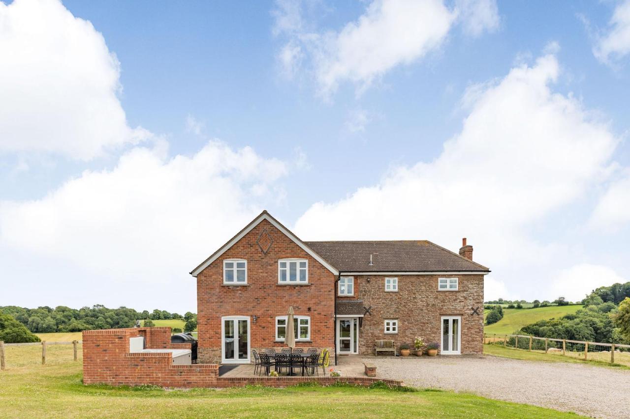 Wood Cottage Tenbury Exterior photo