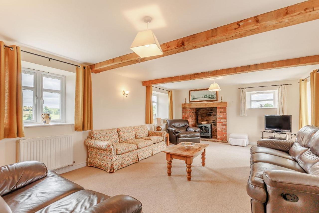 Wood Cottage Tenbury Exterior photo