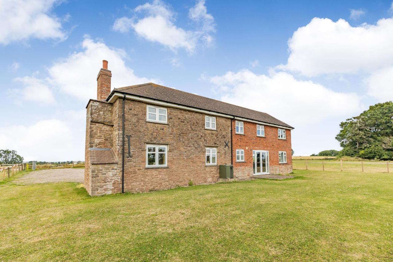 Wood Cottage Tenbury Exterior photo